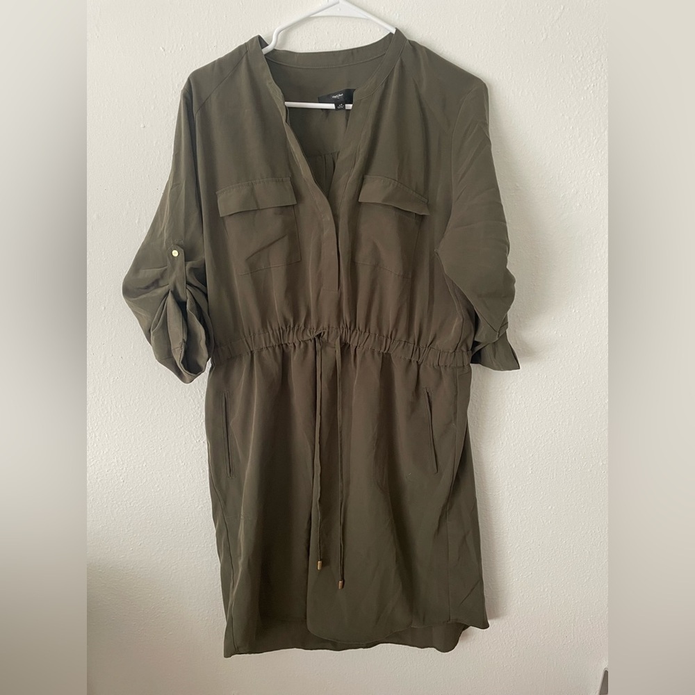 Women’s Size L Mossimo Green Khaki Casual Dress